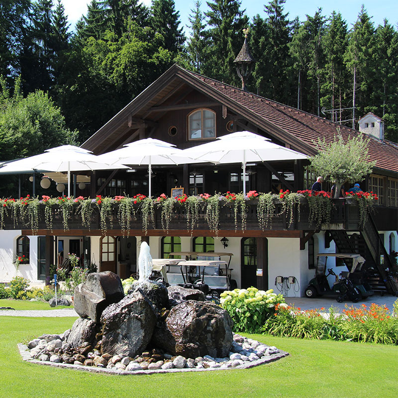 clubhaus-front-2017.jpg